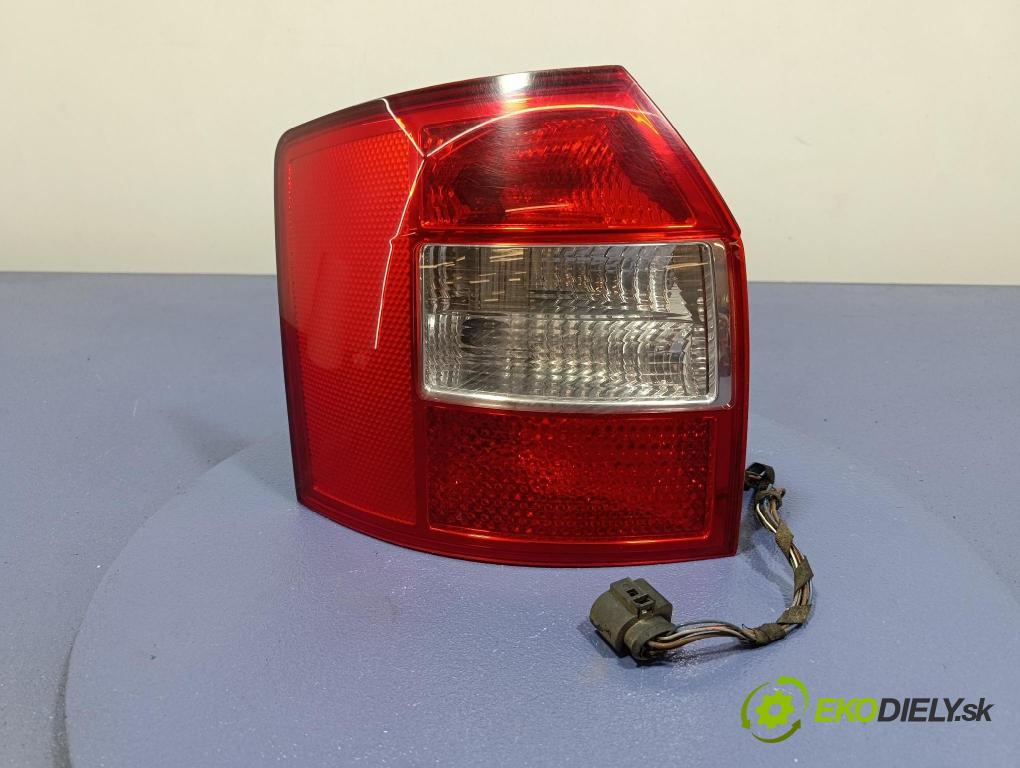 Audi A4 2002 světlo Zad: levá Mimo: 283701