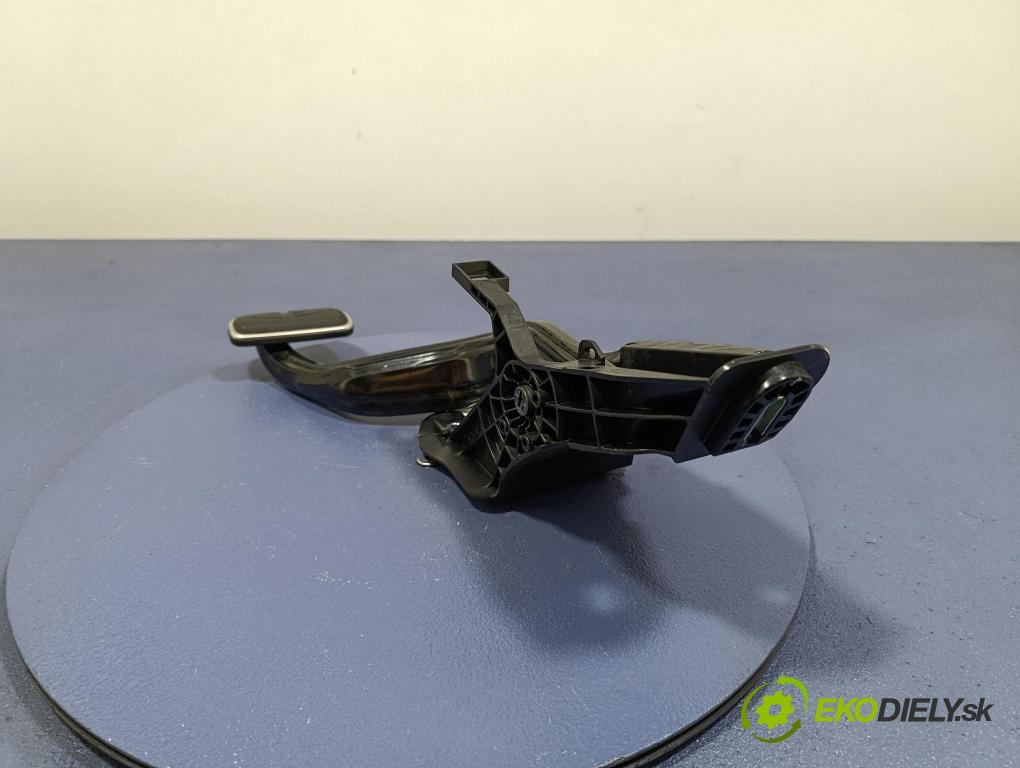 Bmw Seria 7 2019 pedály 6874273