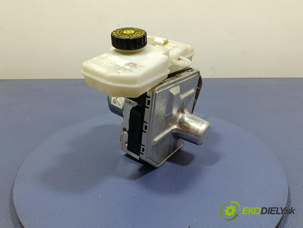 Bmw Seria 7 2019 servo Brzdy: 1543900
