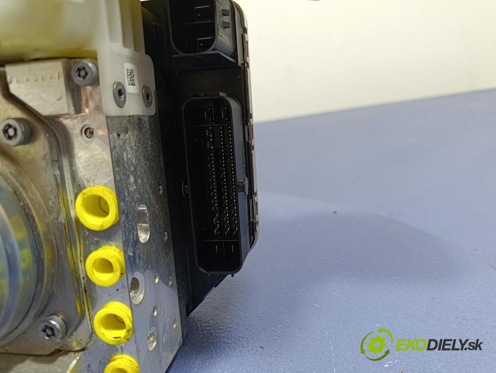 Bmw Seria 7 2019 servo Brzdy: 1543900