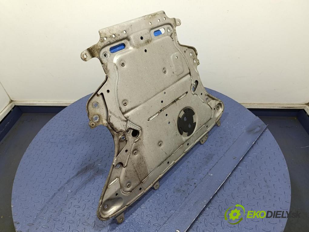 Bmw Seria 7 2019 kryt Motor: 6887547