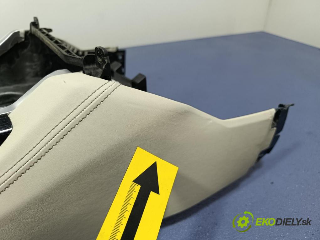 Bmw Seria 7 2019 Tunel: Střední: