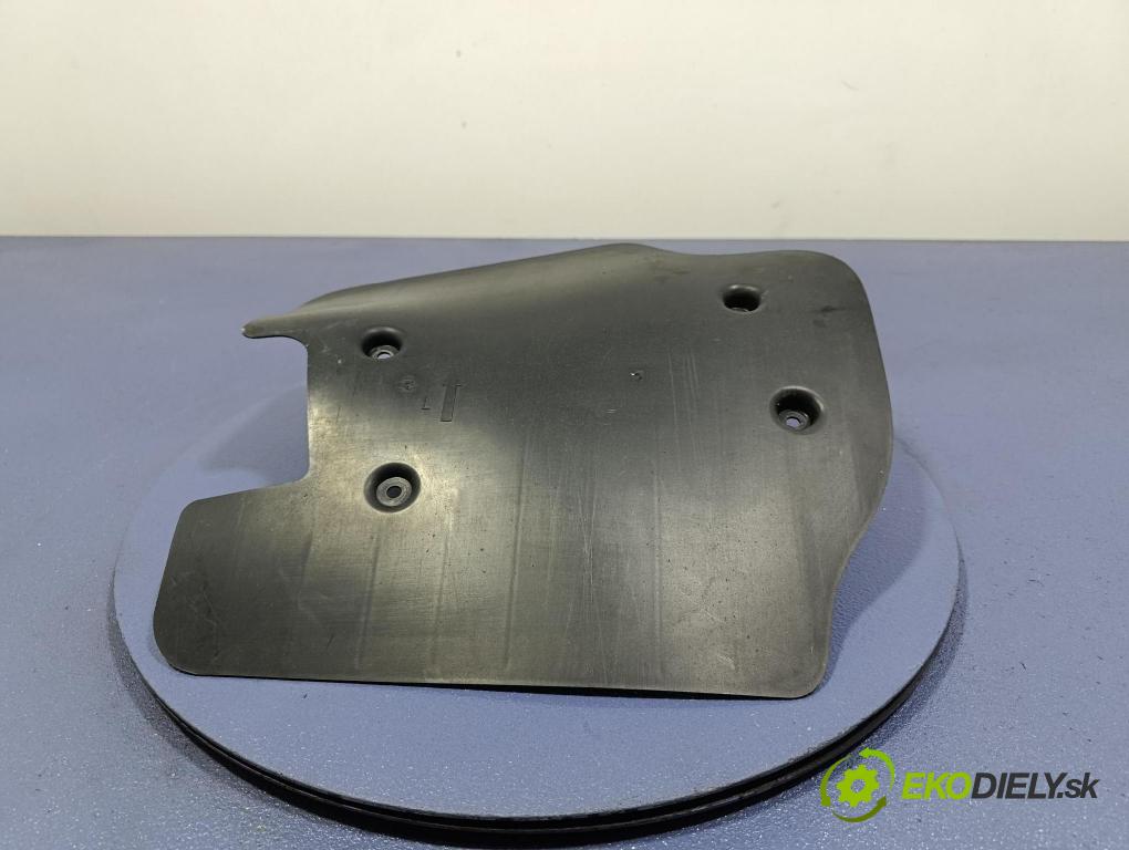 Bmw Seria 7 2019 kryt Plast: podvozek: 6861143