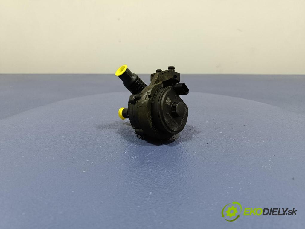 Bmw Seria 7 2019 čerpadlo Voda 6834923