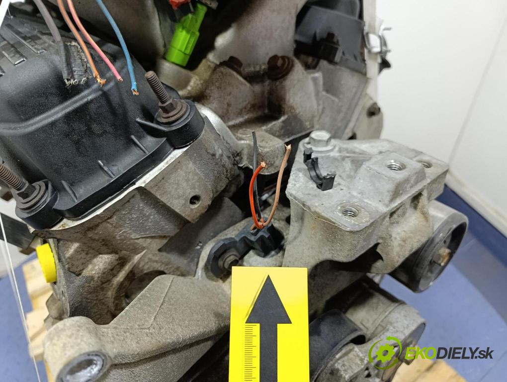 Chrysler Grand voyager 2003 motor Benzín 
