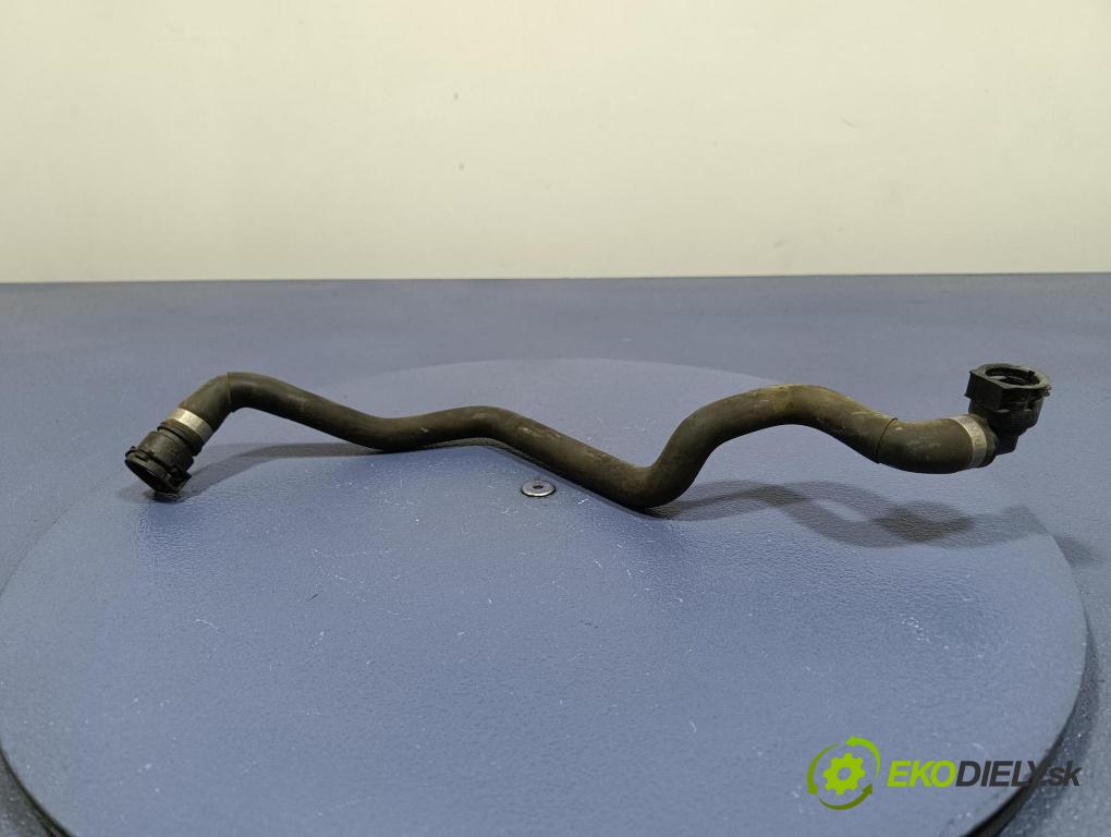 Bmw Seria 7 2019 trubka Chladič: 8575766