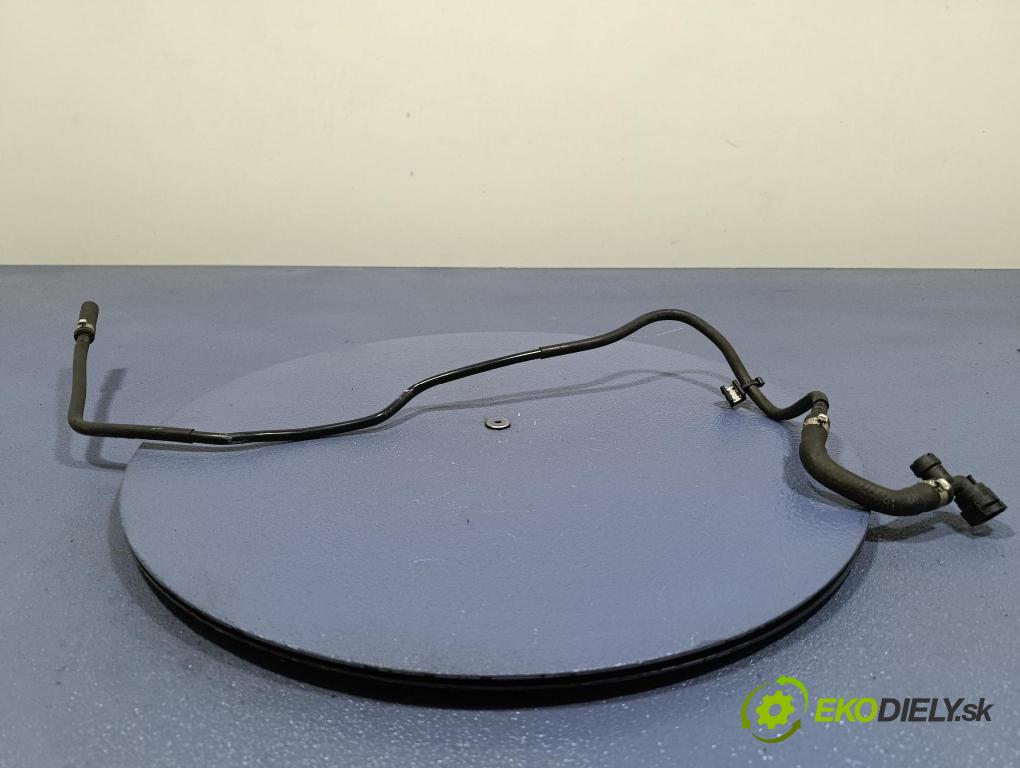 Bmw Seria 7 2019 trubka Chladič: 8575748
