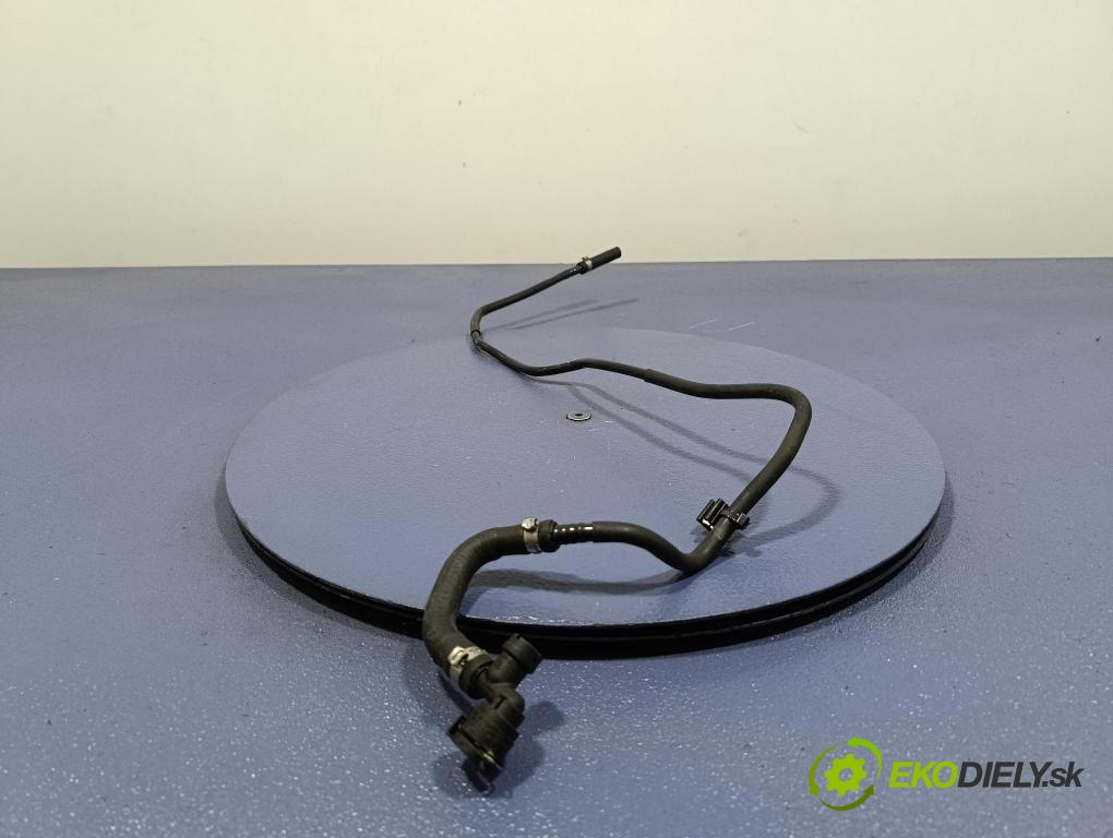 Bmw Seria 7 2019 trubka Chladič: 8575748