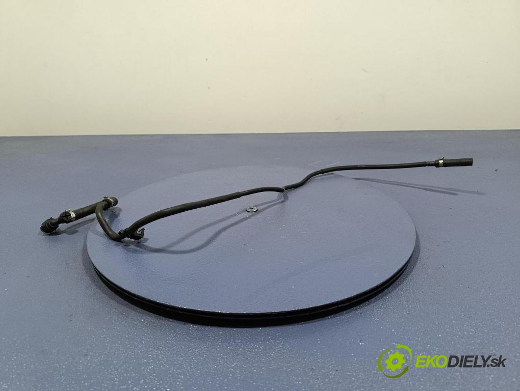 Bmw Seria 7 2019 trubka Chladič: 8575748