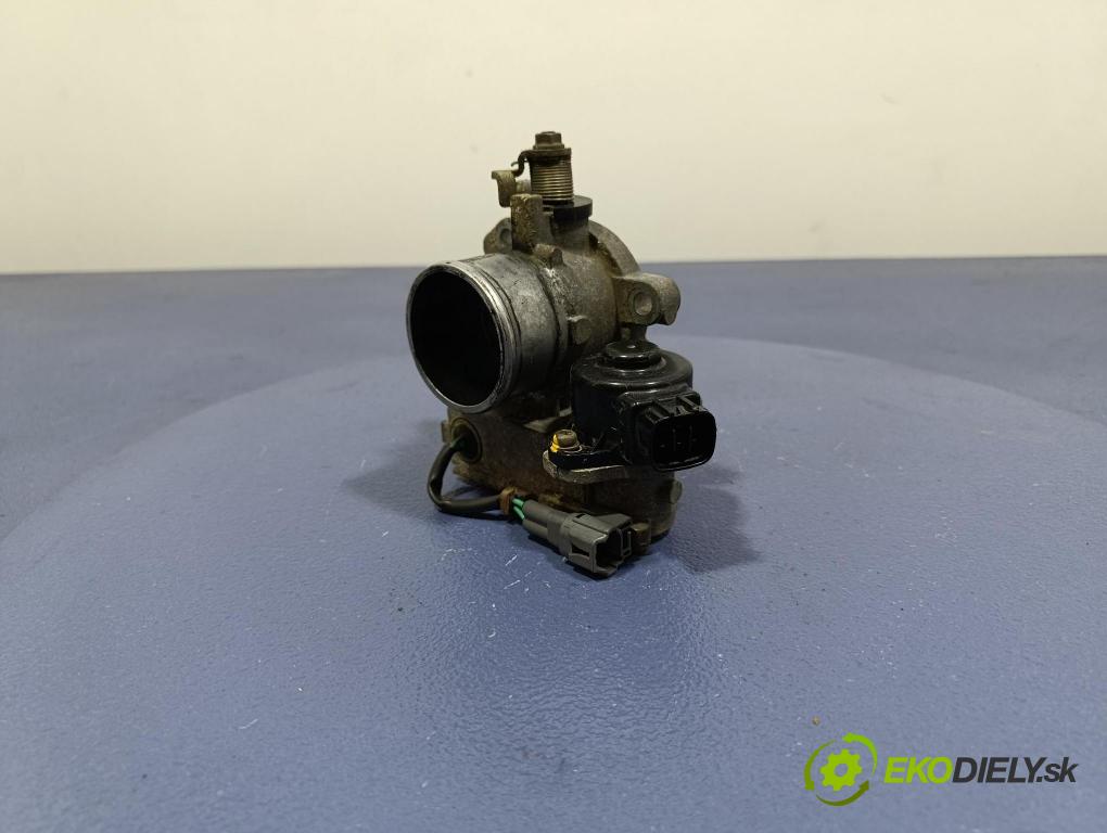 Toyota Rav4 2002 klapka 89672-21020
