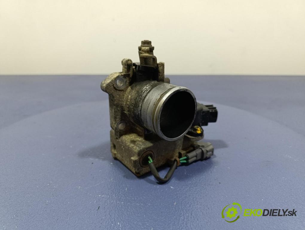 Toyota Rav4 2002 klapka 89672-21020
