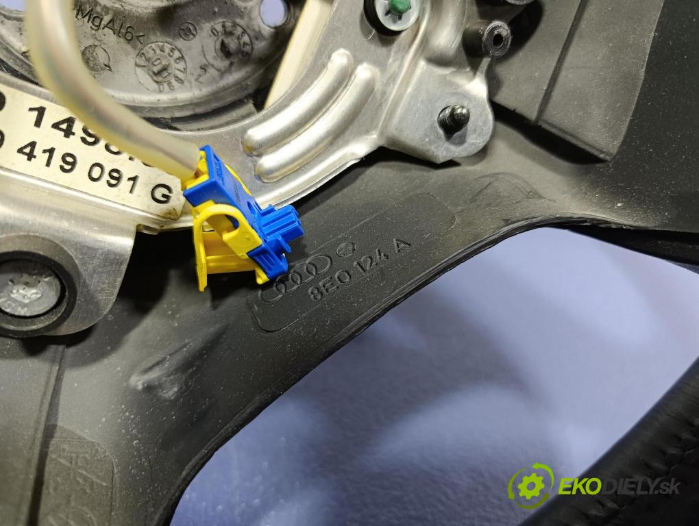 Audi A4 2001 volant 8E0419091G