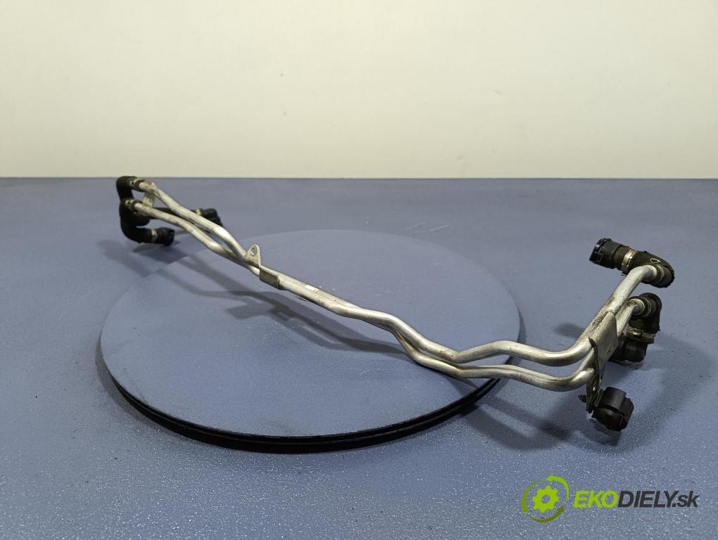 Bmw Seria 7 2019 rúrka Chladič: 8575759