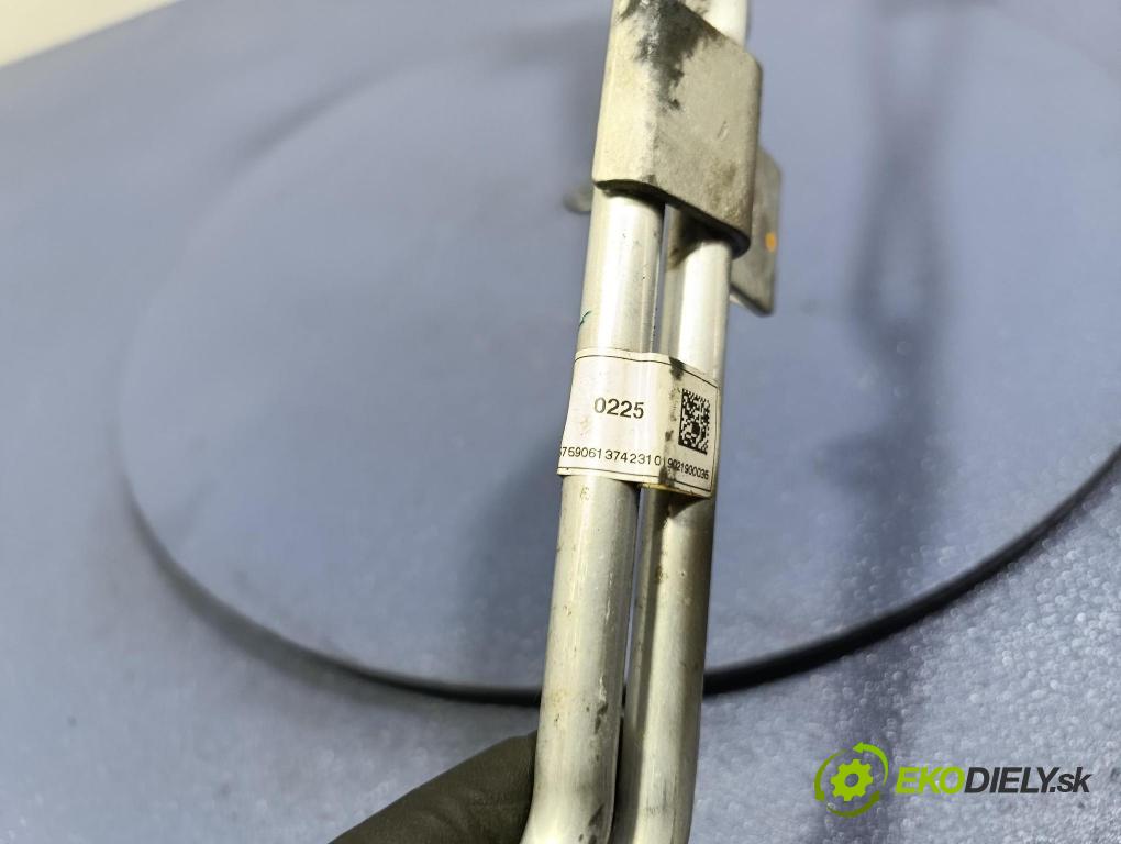 Bmw Seria 7 2019 rúrka Chladič: 8575759