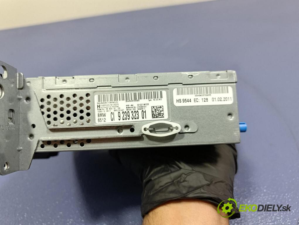 Bmw Seria 3 2011 Radio I Navigace: 9239323