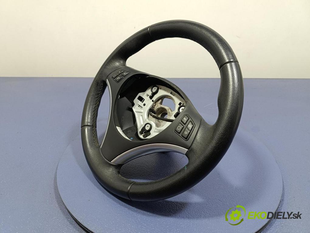 Bmw Seria 3 2011 volant 6795574