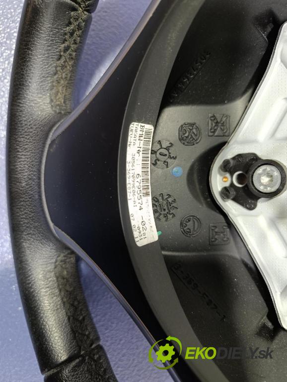 Bmw Seria 3 2011 volant 6795574