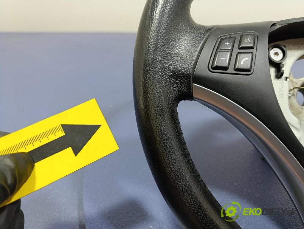 Bmw Seria 3 2011 volant 6795574