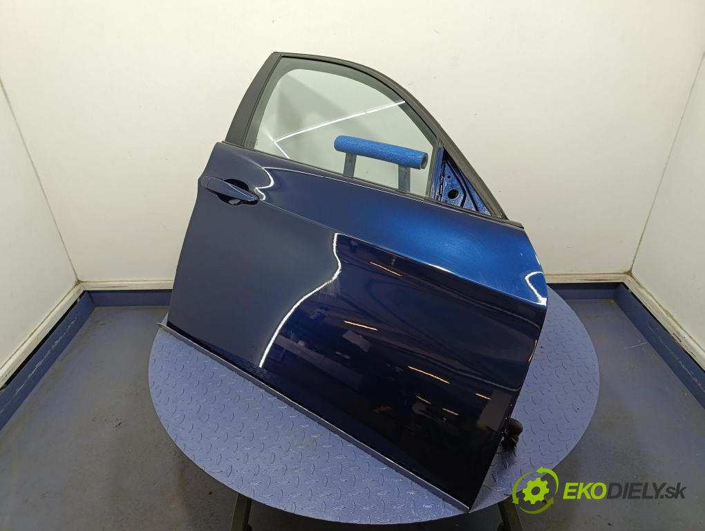 Bmw Seria 3 2011 dvere Predné pravé