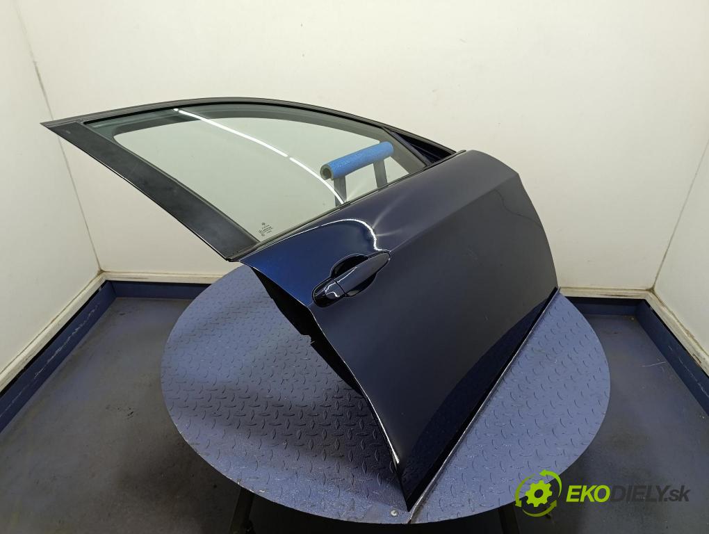 Bmw Seria 3 2011 dvere Predné pravé