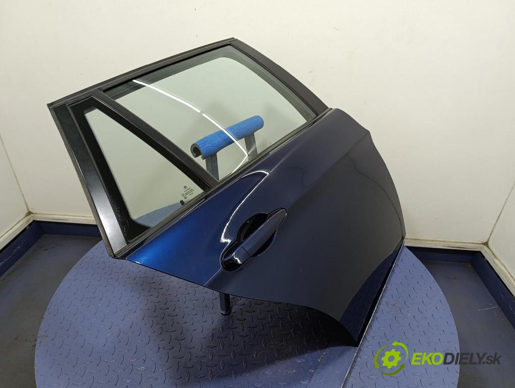 Bmw Seria 3 2011 dvere zad pravé