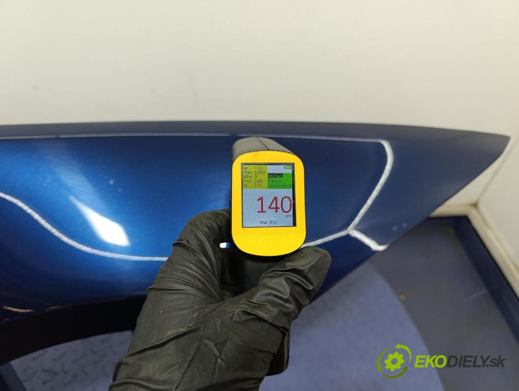 Bmw Seria 3 2011 blatník Predné v pravo: