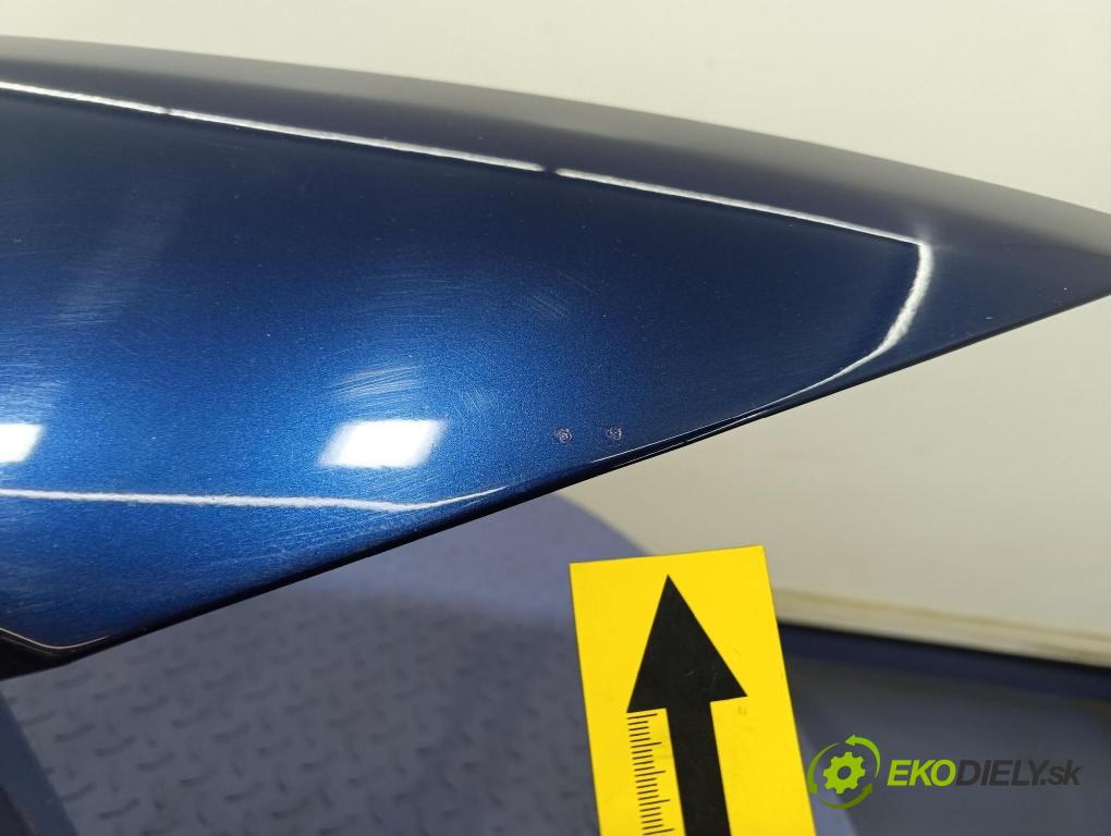 Bmw Seria 3 2011 blatník Predné v pravo: