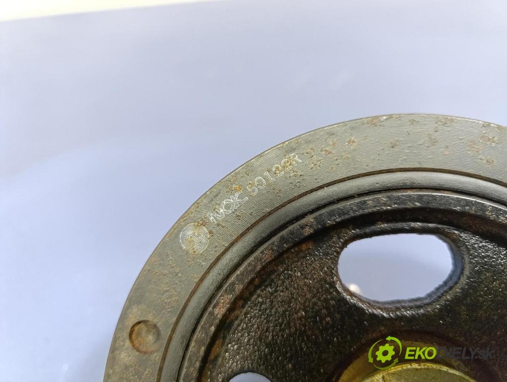 Subaru Xv 0 koleso Pás: 
