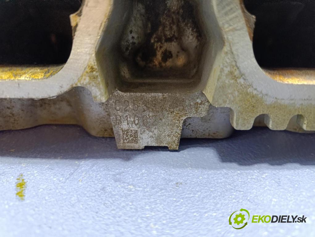 Subaru Xv 0 hlava Motor: BE20RH