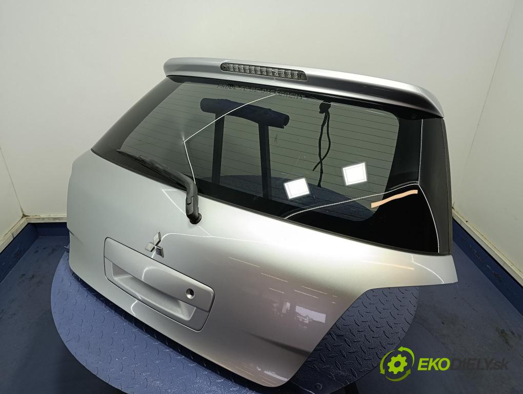 Mitsubishi Outlander 2007 zadní dveře kufra: kufr