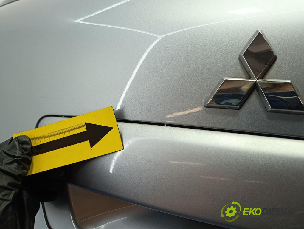 Mitsubishi Outlander 2007 zadní dveře kufra: kufr