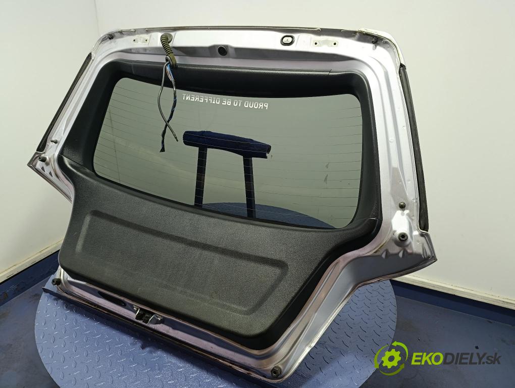 Mitsubishi Outlander 2007 zadní dveře kufra: kufr