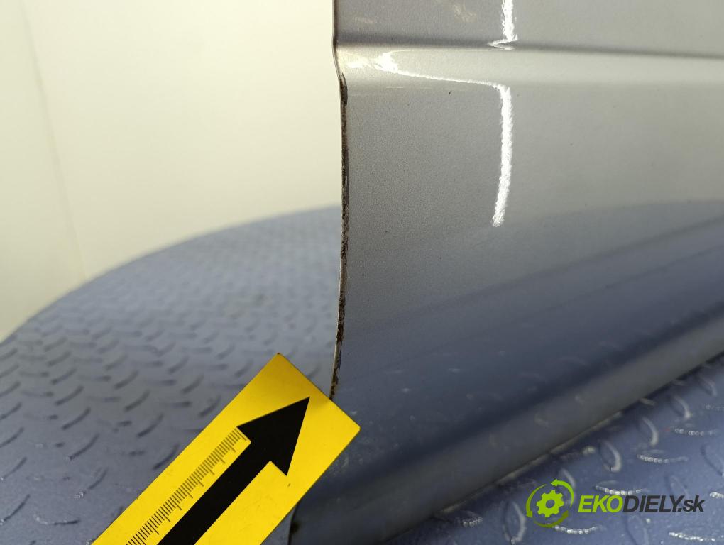 Mitsubishi Outlander 2007 dvere Predné pravé