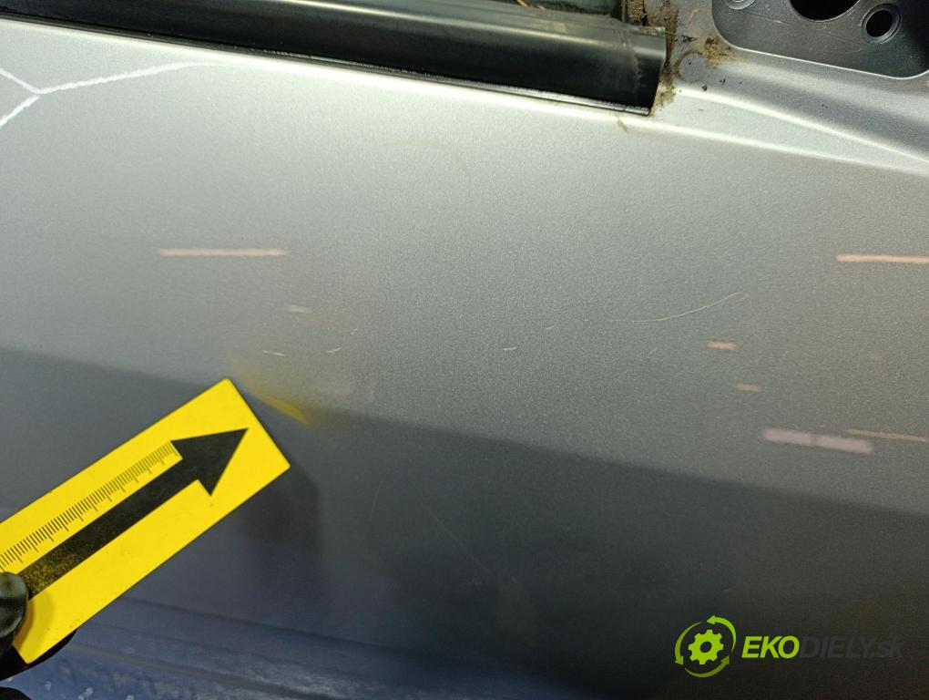 Mitsubishi Outlander 2007 dvere Predné pravé
