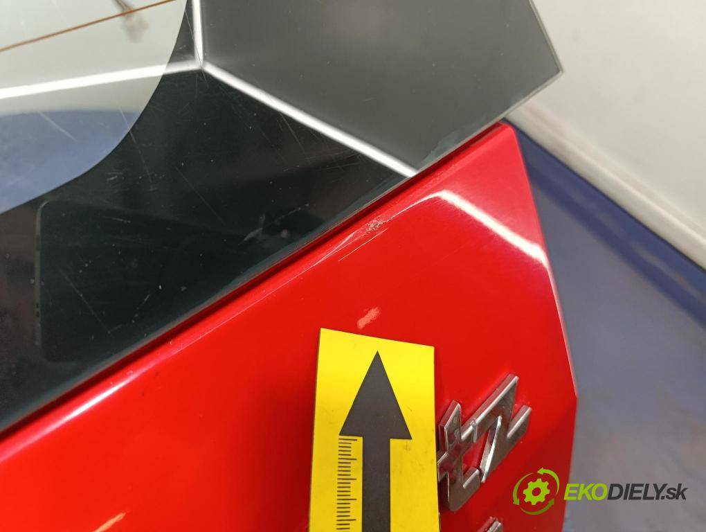 Hyundai Getz 2003 zadní dveře kufra: kufr