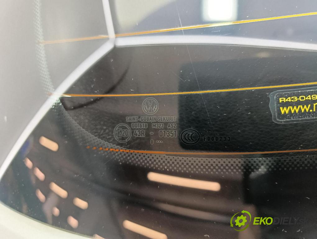 Vw Golf 2018 zadna dveře kufra: kufra: