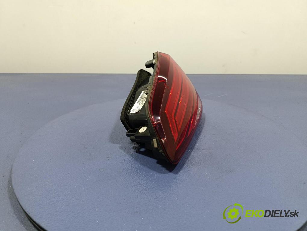 Vw Golf 2018 světlo Zad: Práva: Uvnitř 5G0945094AG