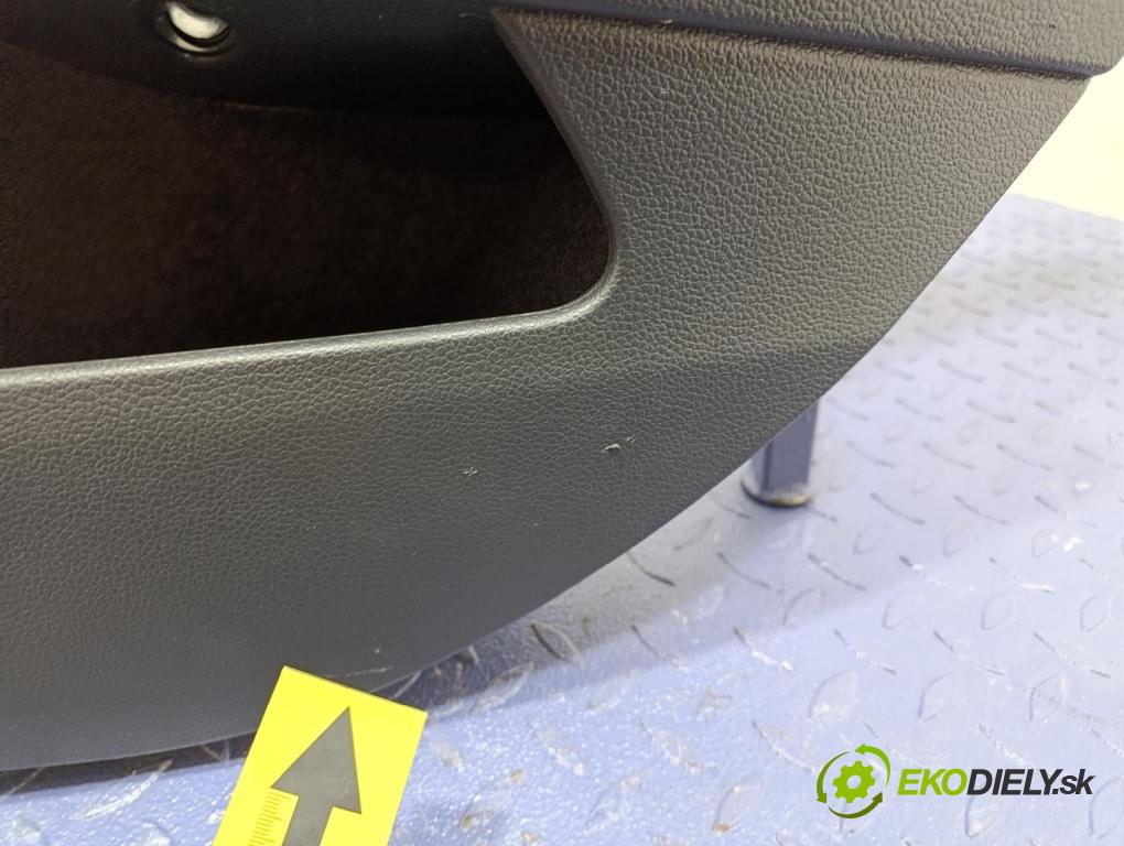 Vw Golf 2018 Tapacír: dveře Zad: Práva: 5G4868116D