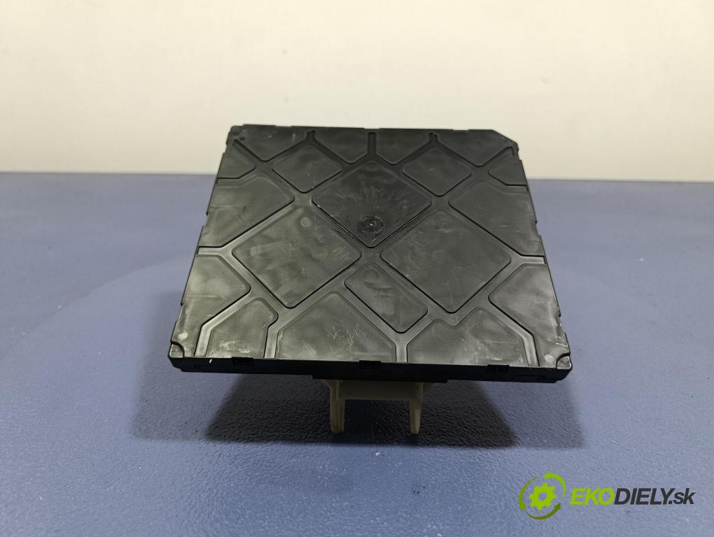Vw Golf 2018 riadiaca jednotka Komfortu 5Q0937084DC