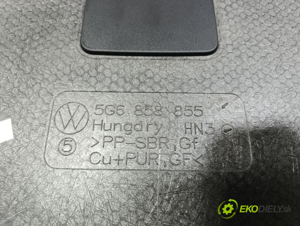 Vw Golf 2018 koberec do auta 5G6858855
