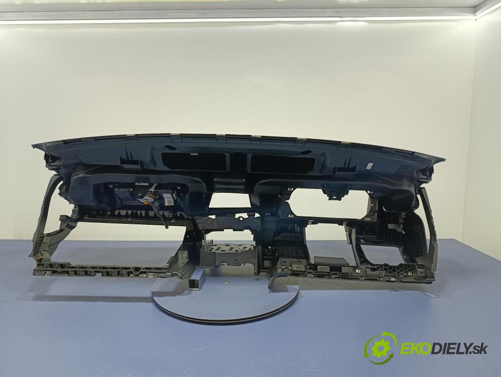 Vw Golf 2018 kokpit,pristrojová doska 5G1857181A