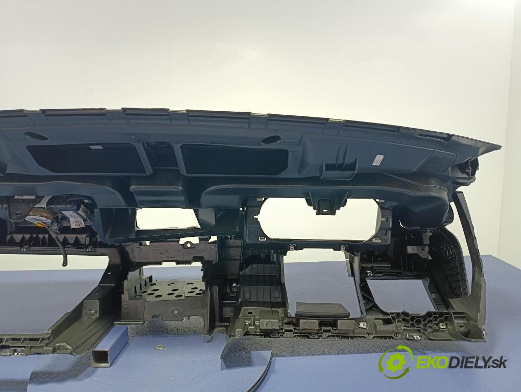 Vw Golf 2018 kokpit,pristrojová doska 5G1857181A