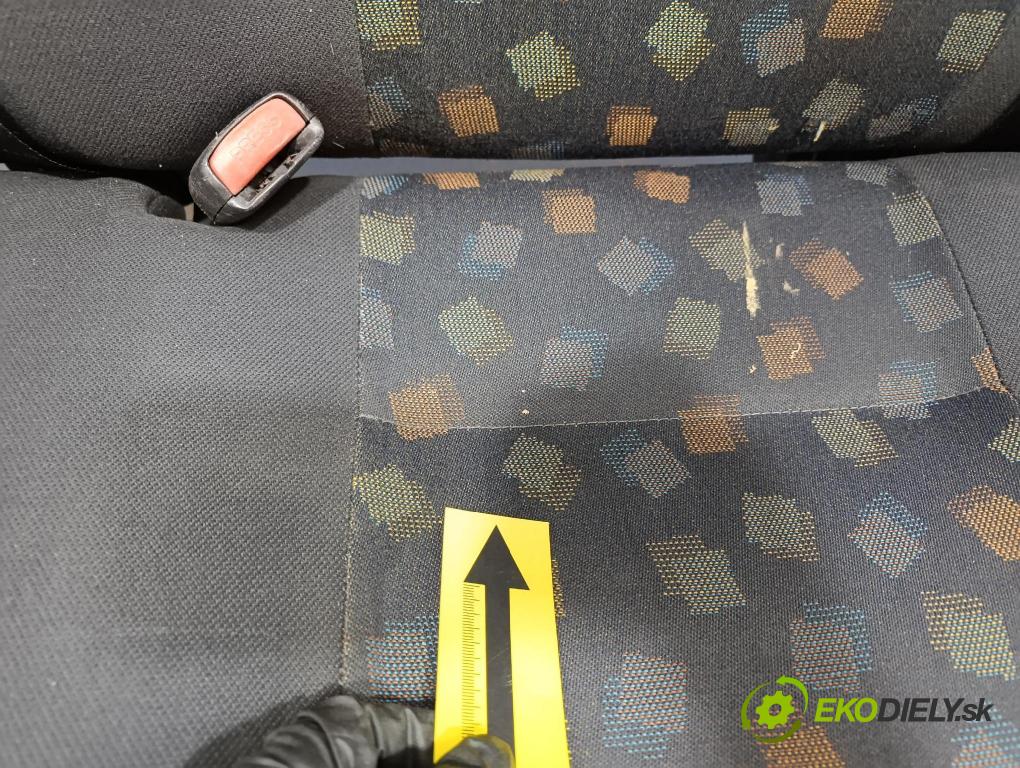 Mercedes Vito 2004 Sedačka zadný