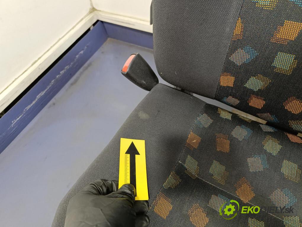 Mercedes Vito 2004 Sedačka zadný