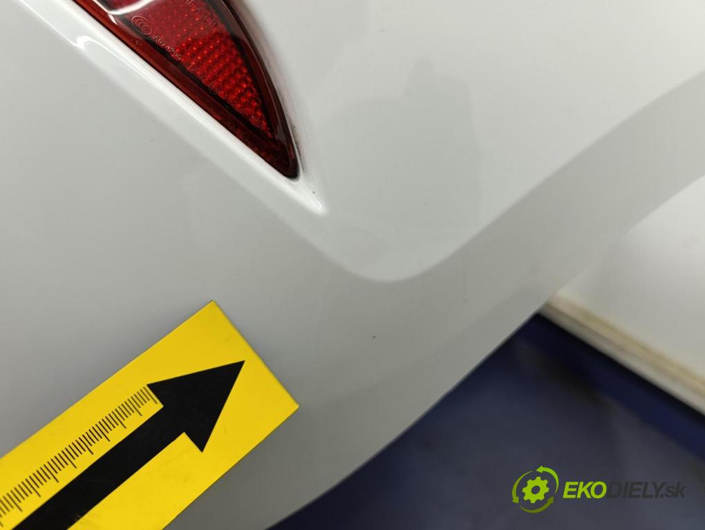 Vw Golf 2018 nárazník zad 5G6807421BK