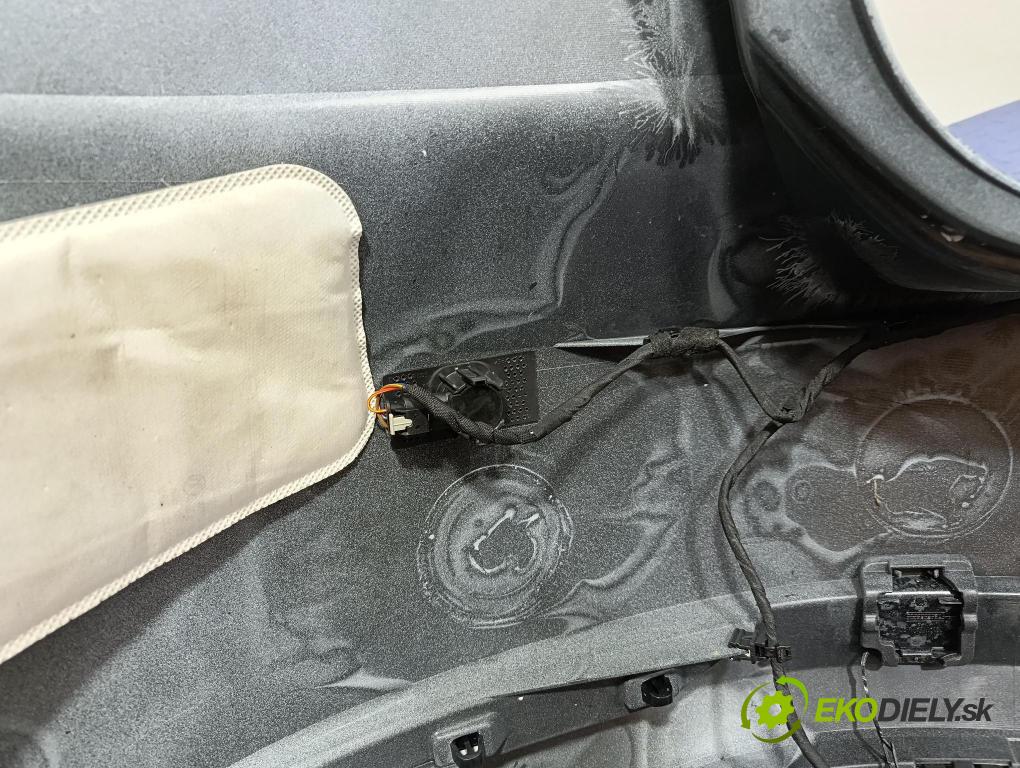 Vw Golf 2018 nárazník zad 5G6807421BK