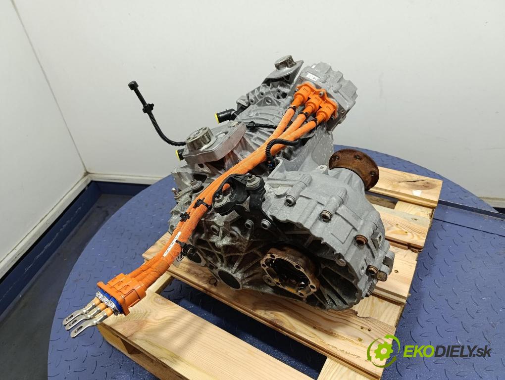 Vw Golf 2018 elektromotor Elektrický: 0EA010010