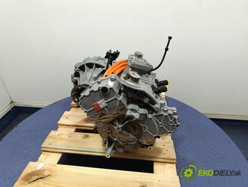 Vw Golf 2018 elektromotor Elektrický: 0EA010010