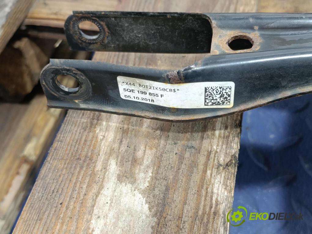 Vw Golf 2018 Výstuha 5Q0199315R
