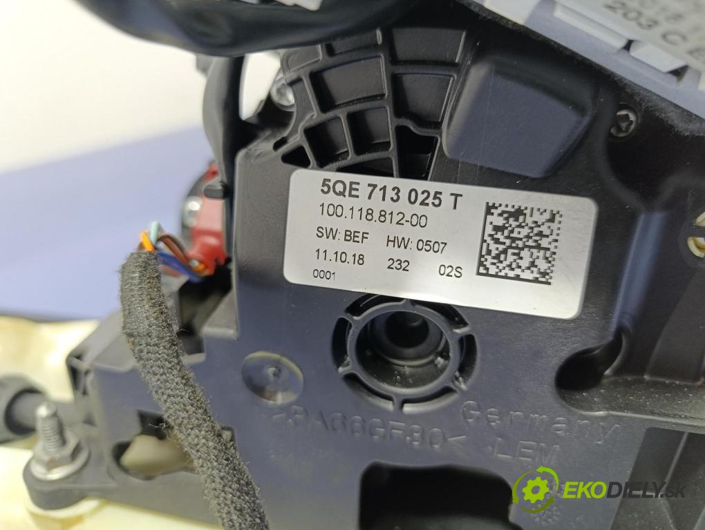 Vw Golf 2018 Páka: Zmeny: 5QE713025T
